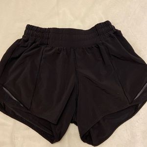 Lululemon Hottie Hot 4” Shorts